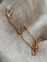 Pía bead chain